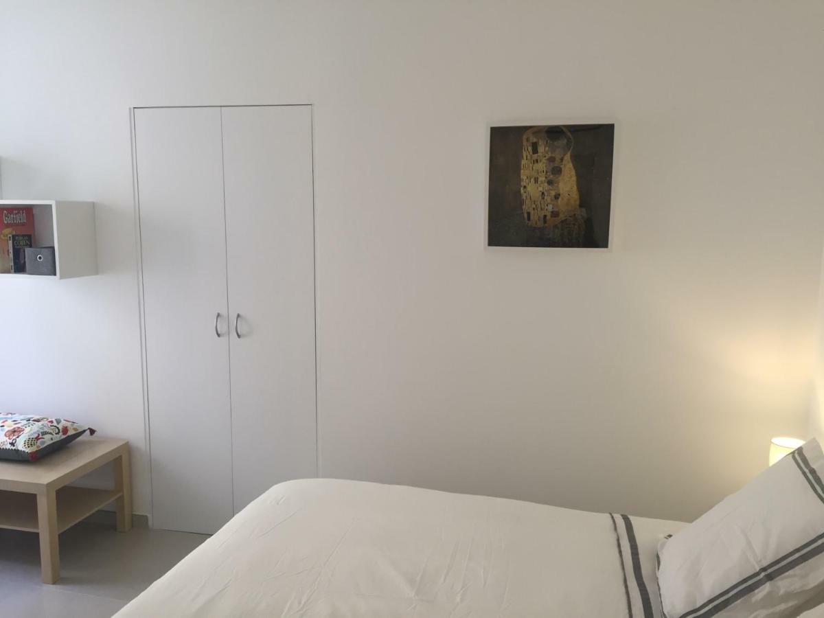 Menton 2 Pieces Climatise A Cote De La Plage Rue Palmaro Kültér fotó