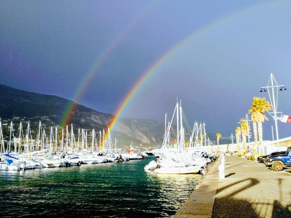 Menton 2 Pieces Climatise A Cote De La Plage Rue Palmaro Kültér fotó